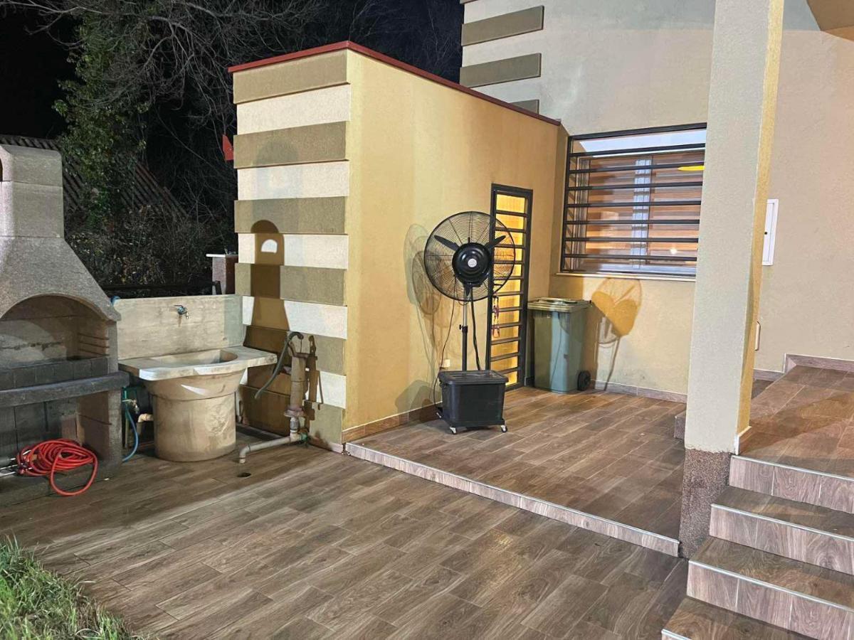 Villaversa Ulcinj Bagian luar foto